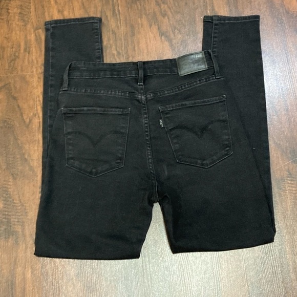 LEVIS 721 High Rise  Skinny Jeans in like new condition size 28 - Picture 5 of 16